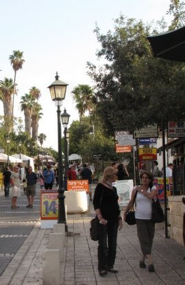 zichron4-270x415